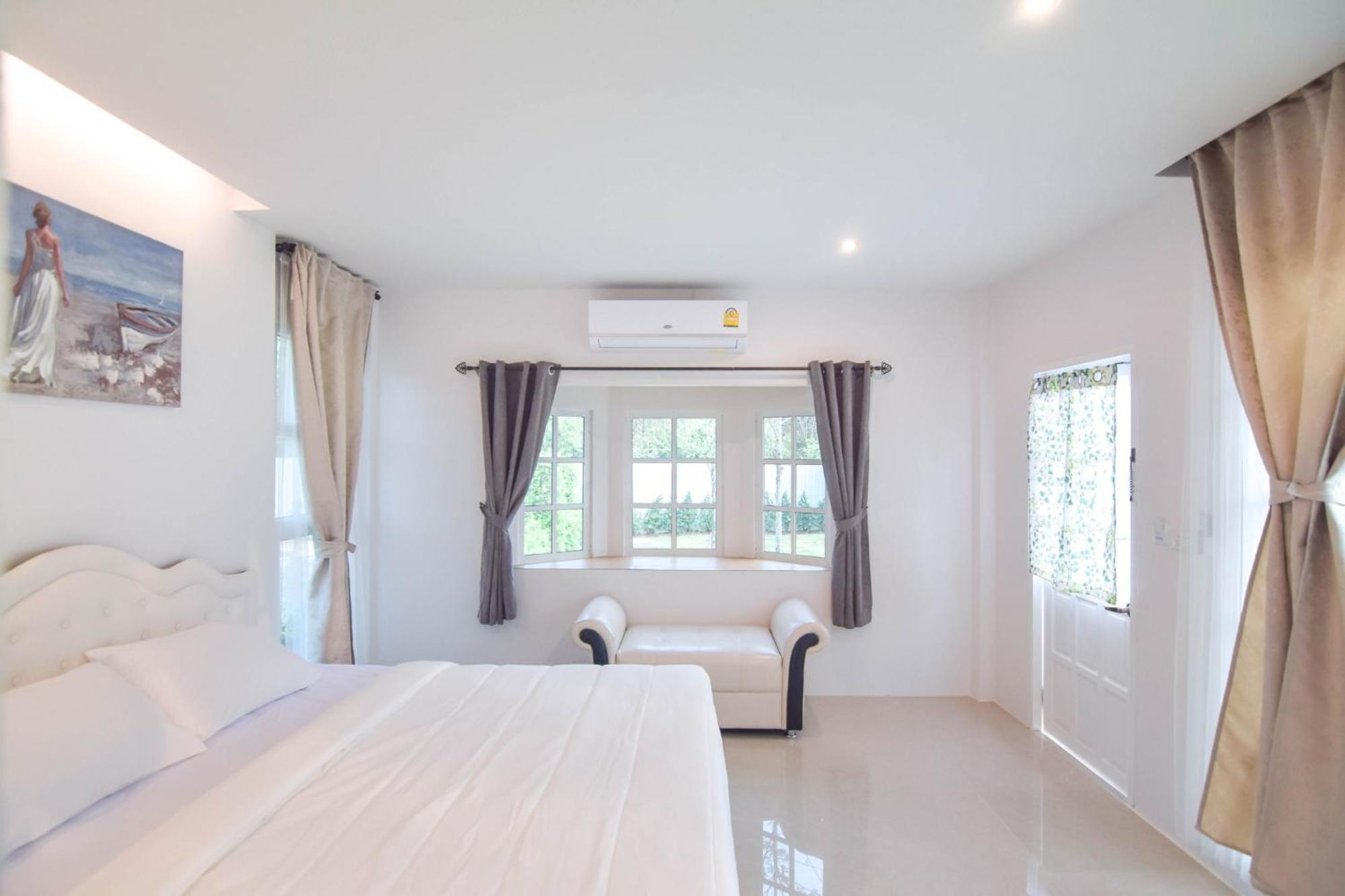Je T'Aime Cafe & Villa Sing Buri Habitación foto